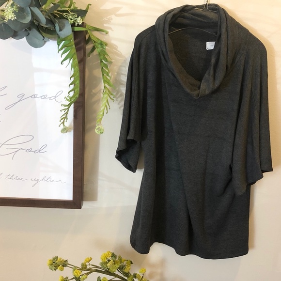 Lou and Grey top - Picture 1 of 3